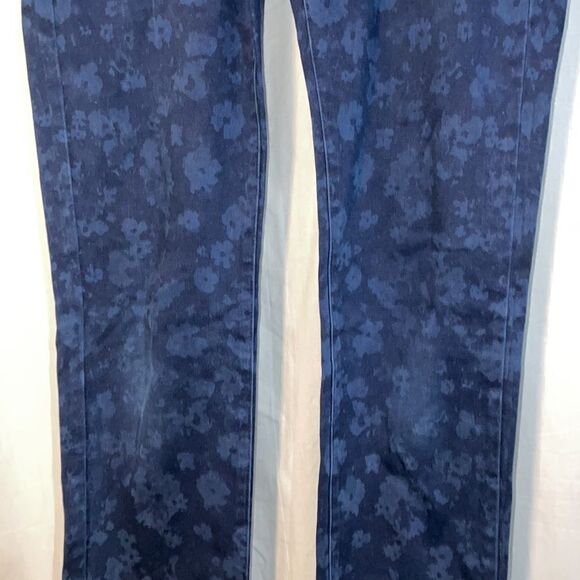 Uniqlo jeans - Picture 3 of 10